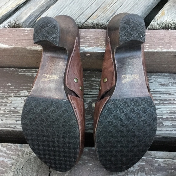 Women’s DANSKO RUDY Studded Leather Clogs Mules - Picture 7 of 8